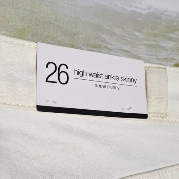 7 For all Mankind High Waist Jeans Size 26 NWT - Picture 7 of 7
